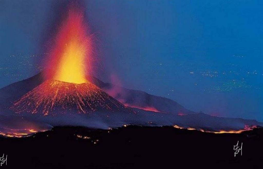 Etna akdenizde tehlikeli güzel
